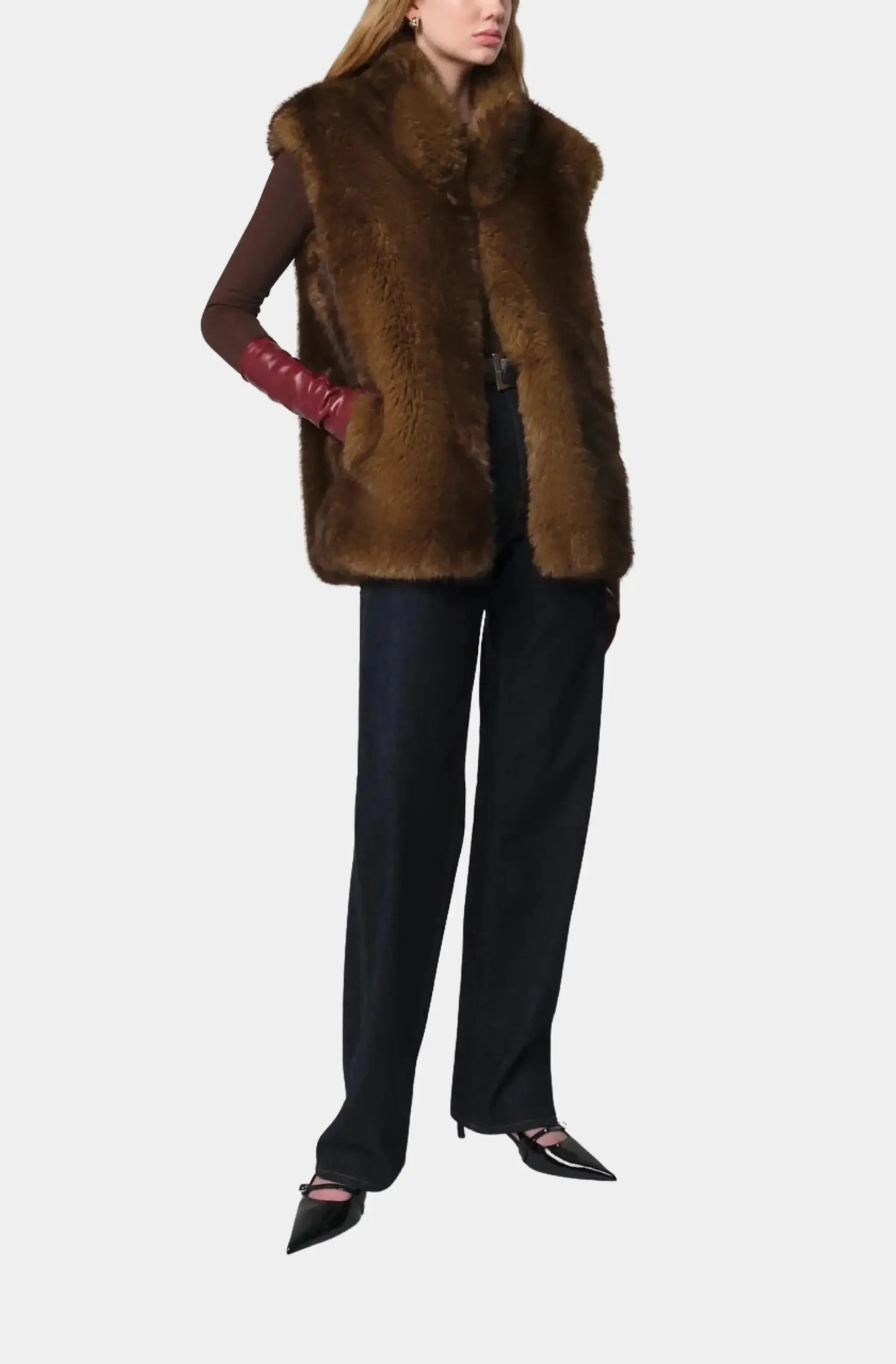 Laila Vest